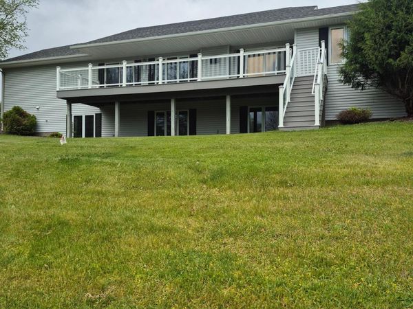 101 Northridge Drive, Kenyon, MN 55946
