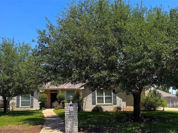 1128 Heatherwood , Hewitt, TX 76643