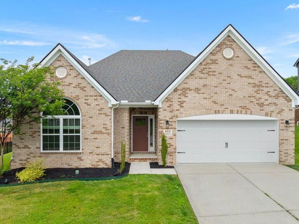 818 Brookwood Lane, Maryville, TN 37801