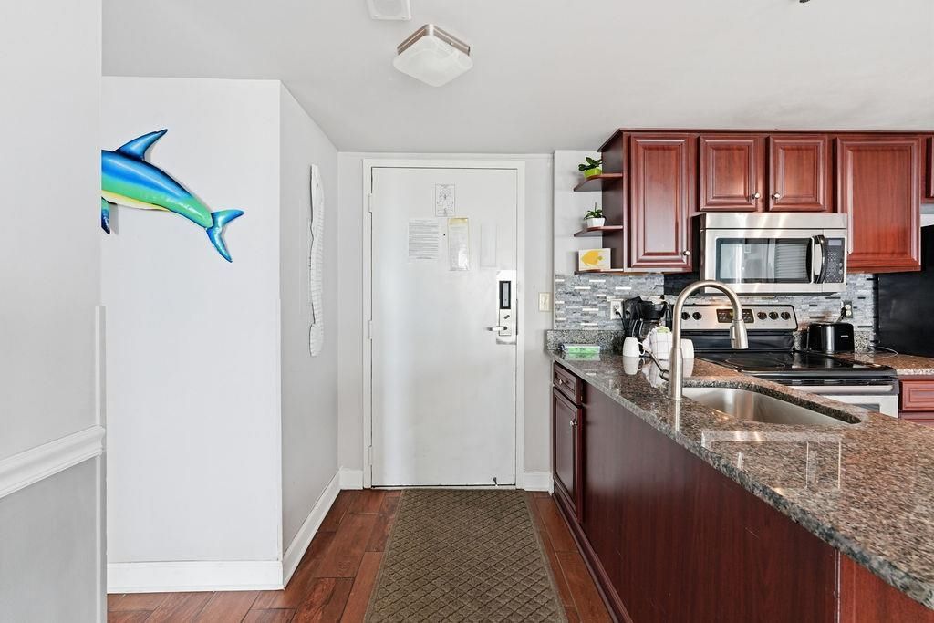 1605 S Ocean Blvd.  Photo 10