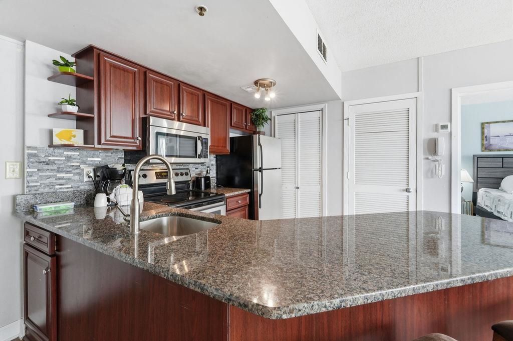 1605 S Ocean Blvd.  Photo 12
