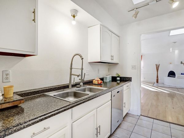 661 Stallion Road SE, Rio Rancho, NM 87124