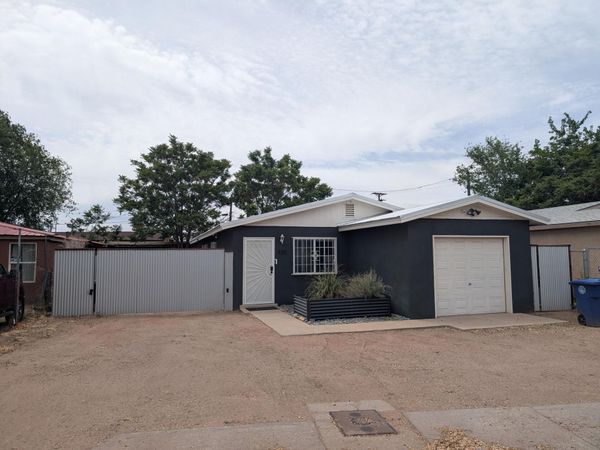 820 Bell Avenue SW, Albuquerque, NM 87102