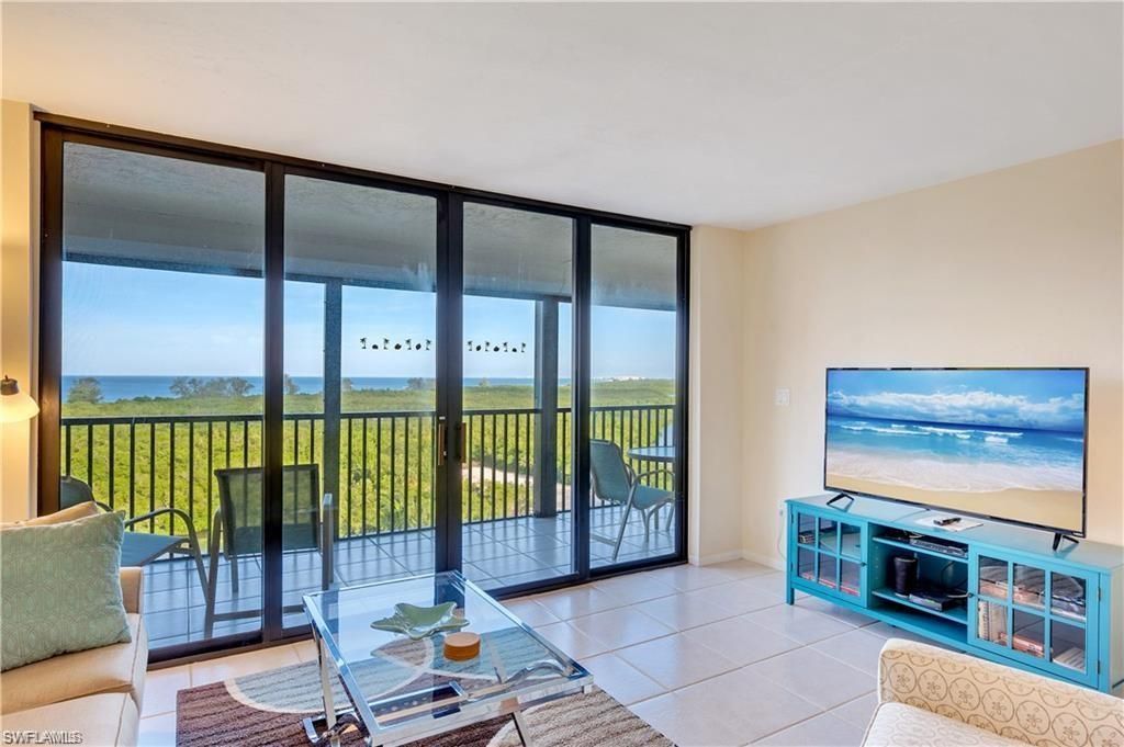 17 Bluebill Ave , Unit 904, Naples, FL 34108 Photo