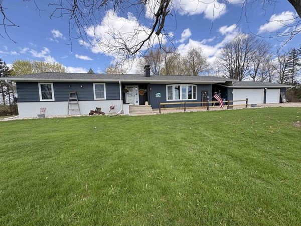 W8166 BELLE PLAINE AVENUE, Shawano, WI 54166