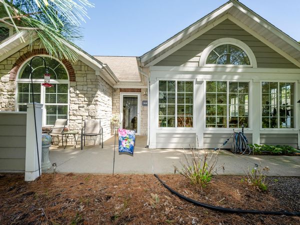2848 Villa Lane, Benton Harbor, MI 49022
