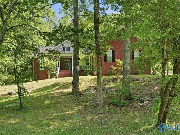 9930 Torino Drive SE, Huntsville, AL 35803
