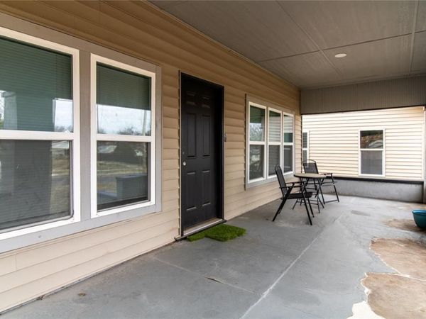 1017 E Main Streets, Shawnee, OK 74801