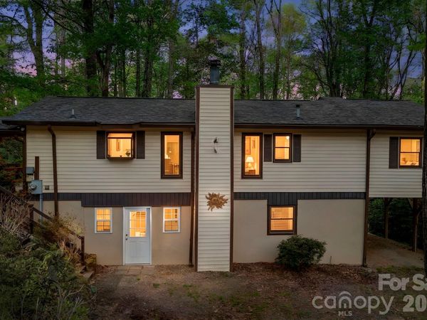 6 Gold Finch Lane, Maggie Valley, NC 28751
