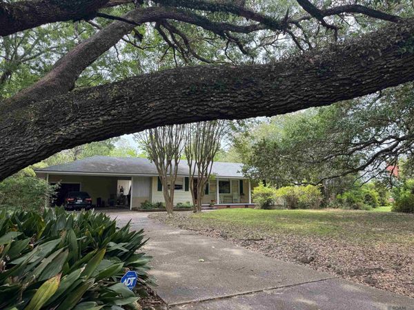 5437 Melrose Blvd, Baton Rouge, LA 70806
