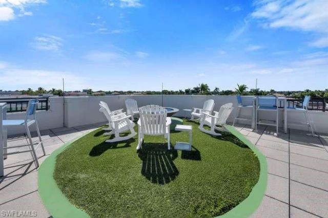490 5th St S, Unit 101, Naples, FL 34102 Photo