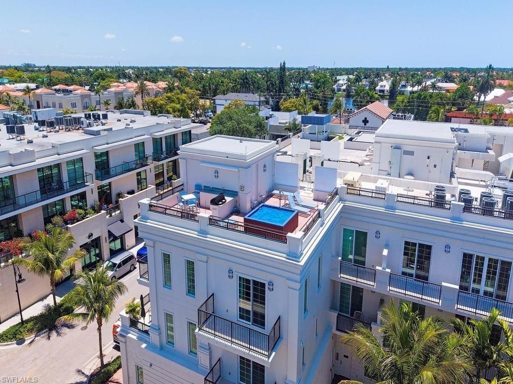 490 5th St S, Unit 101, Naples, FL 34102 Photo