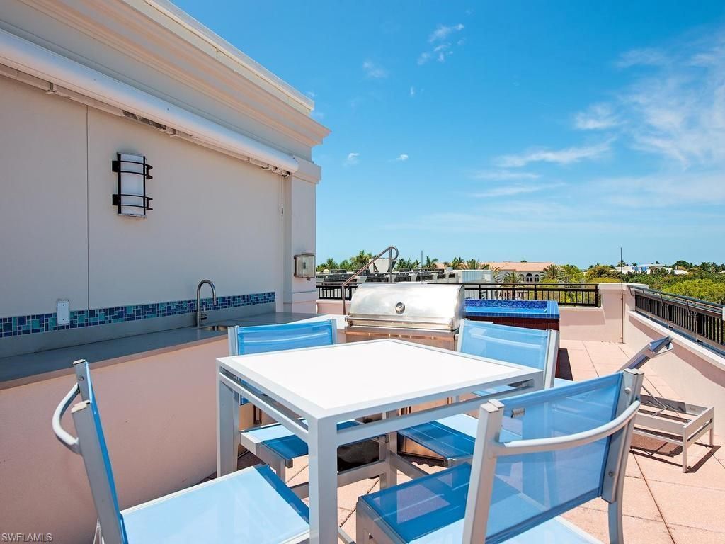 490 5th St S, Unit 101, Naples, FL 34102 Photo