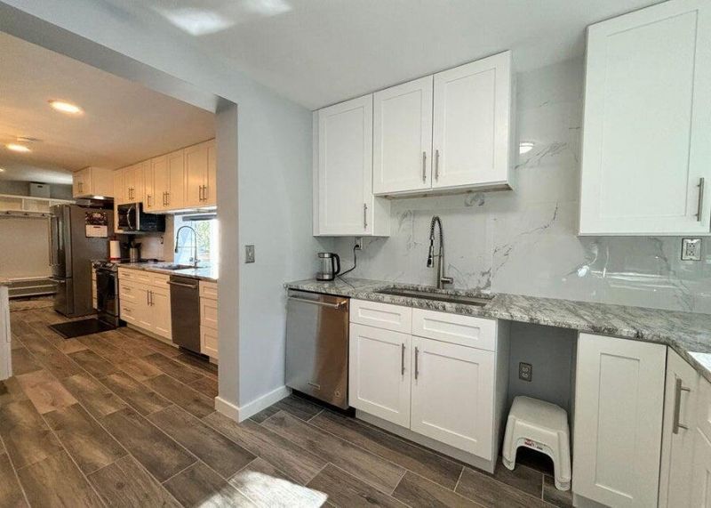 1520 Lorenzo Street Photo 5