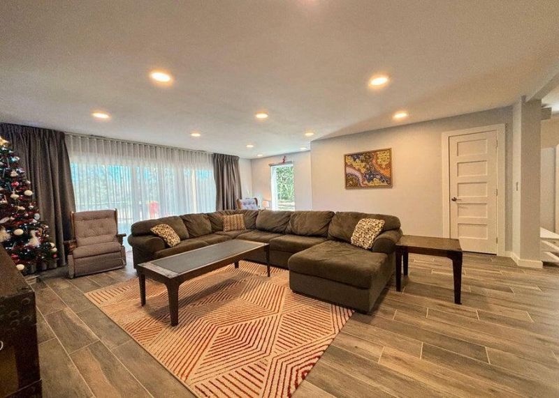 1520 Lorenzo Street Photo 6