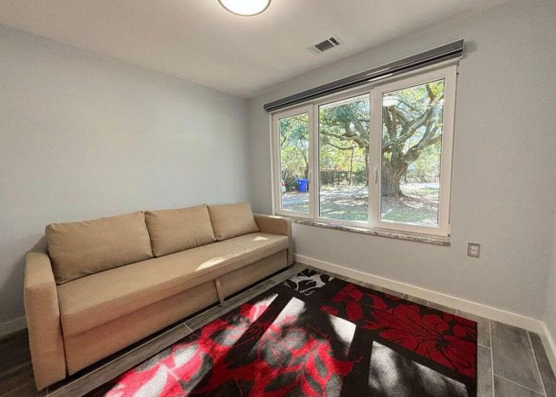1520 Lorenzo Street Photo 7
