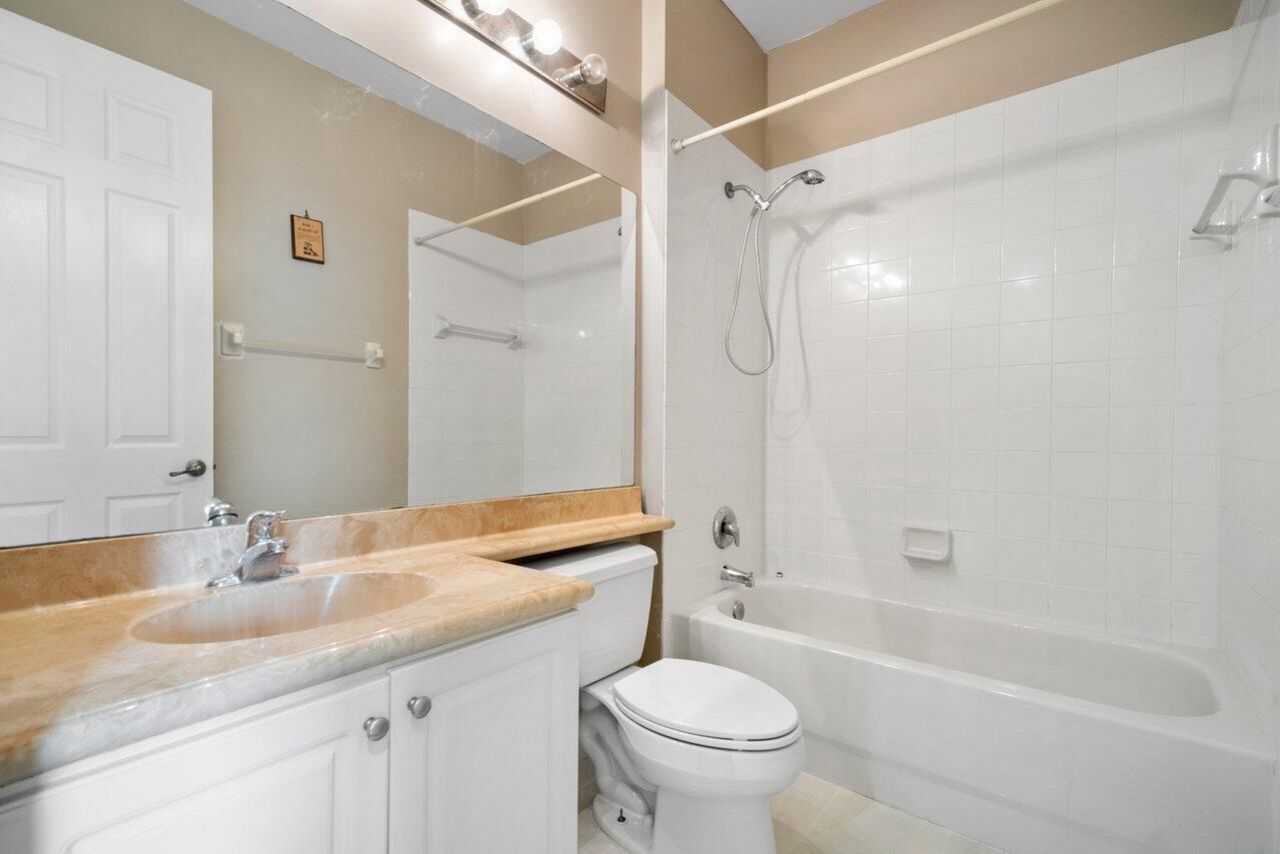1450 Via Alferi, Boynton Beach, FL 33426 Photo