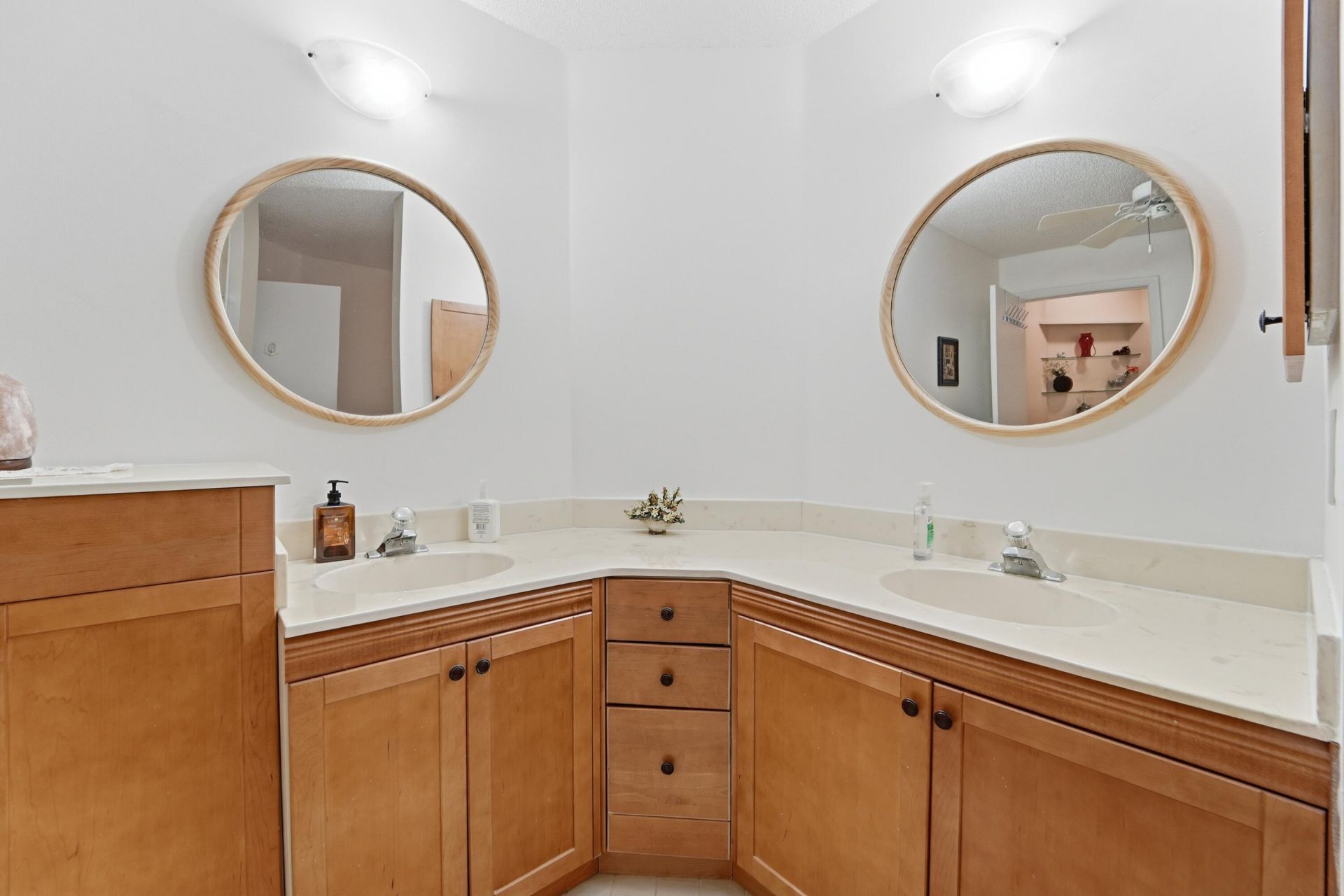 5218 Europa Drive, Unit K, Boynton Beach, FL 33437 Photo