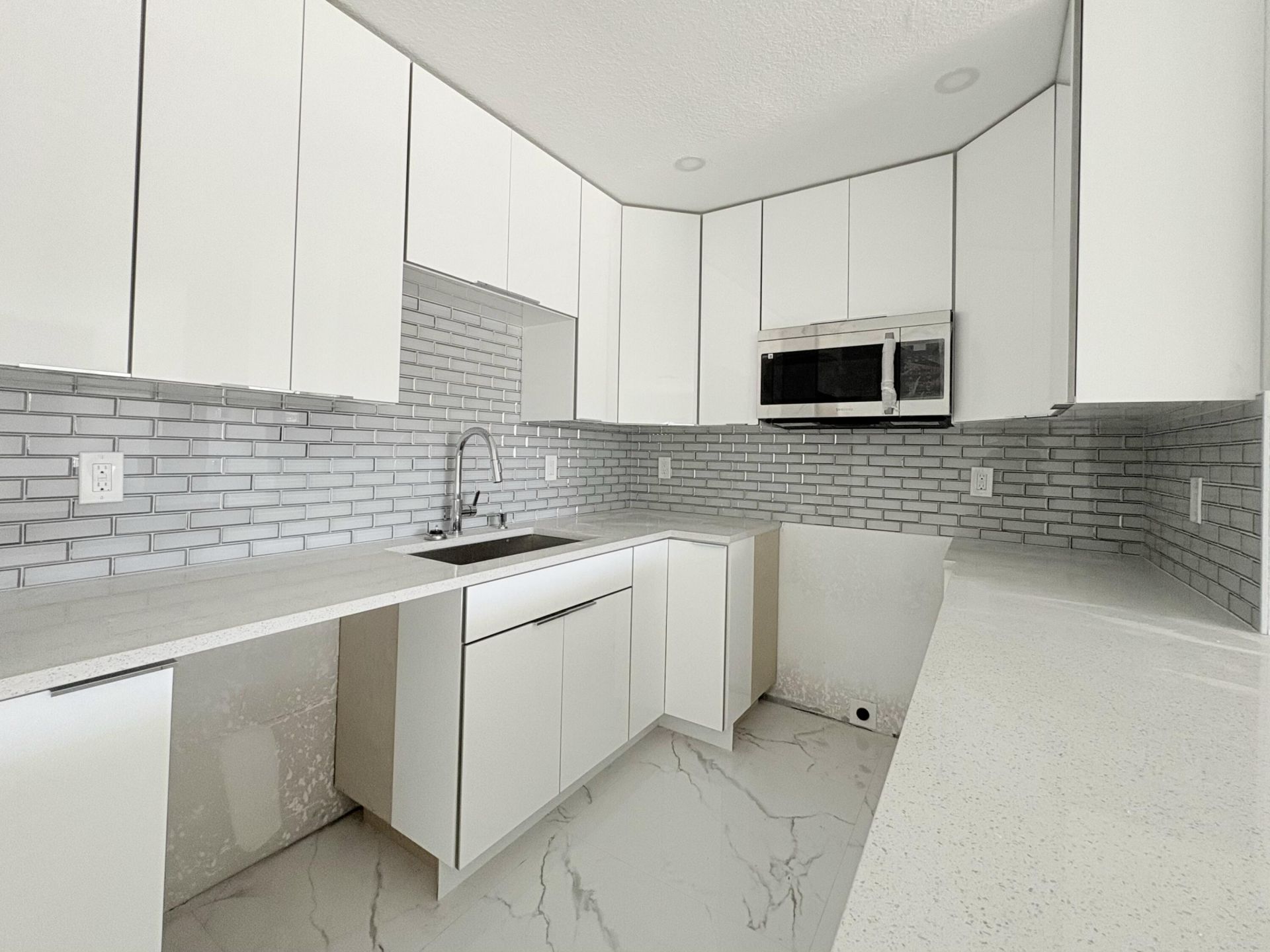 6507 Alexander Road, West Palm Beach, FL 33413 Photo