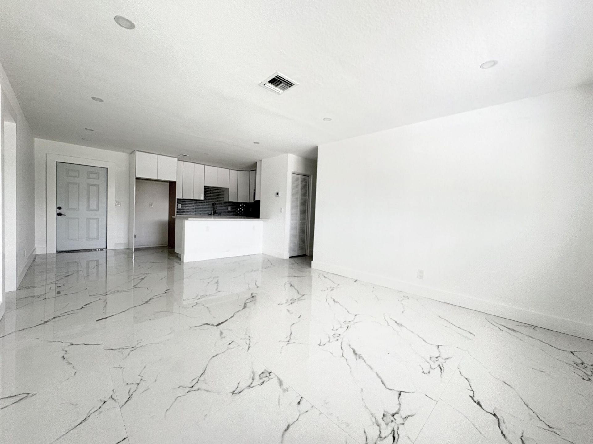6507 Alexander Road, West Palm Beach, FL 33413 Photo