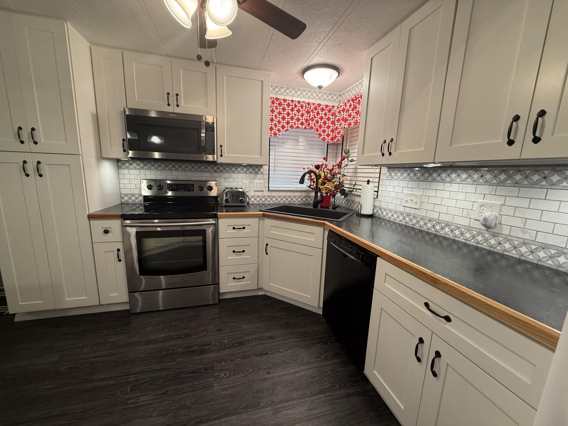 8044 SE Patriot Avenue, Hobe Sound, FL 33455 Photo