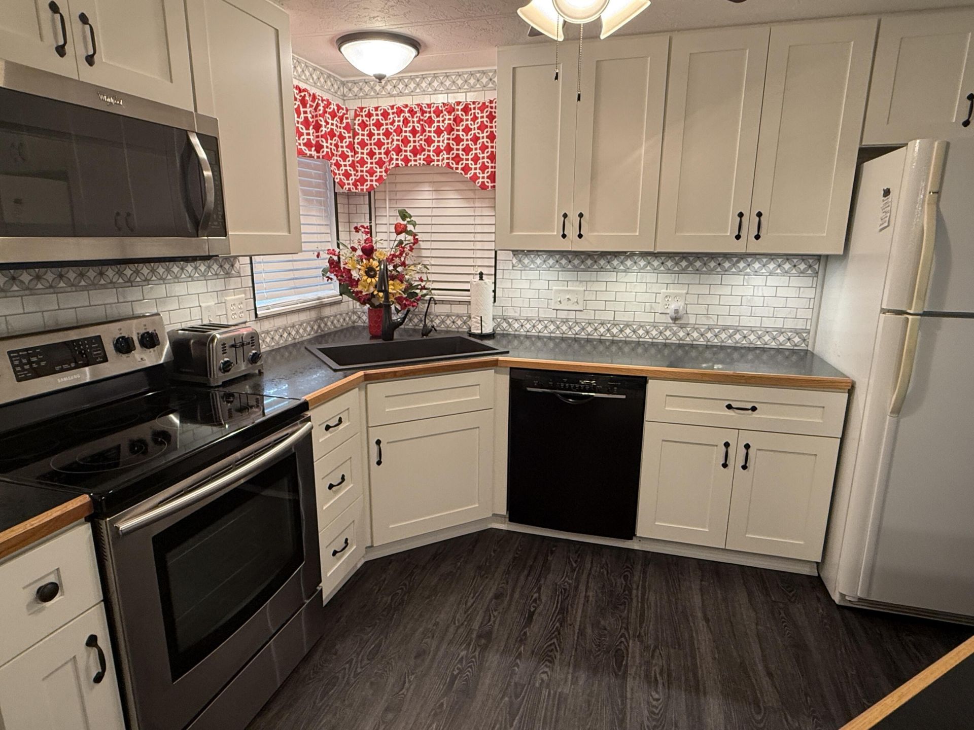8044 SE Patriot Avenue, Hobe Sound, FL 33455 Photo