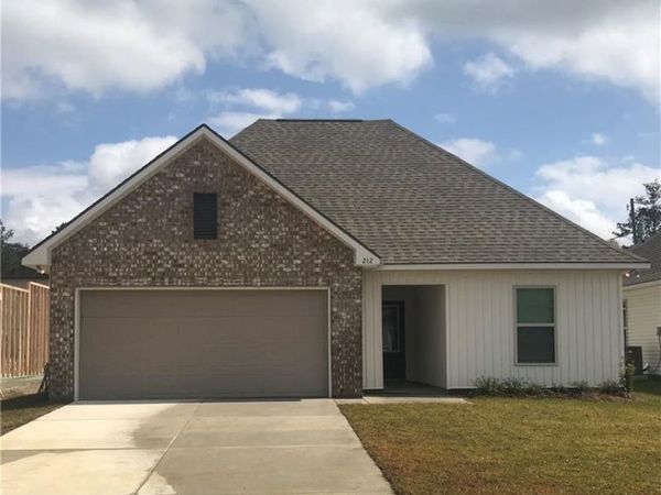 212 COVINGTON COTTAGE Lane , Covington, LA 70433