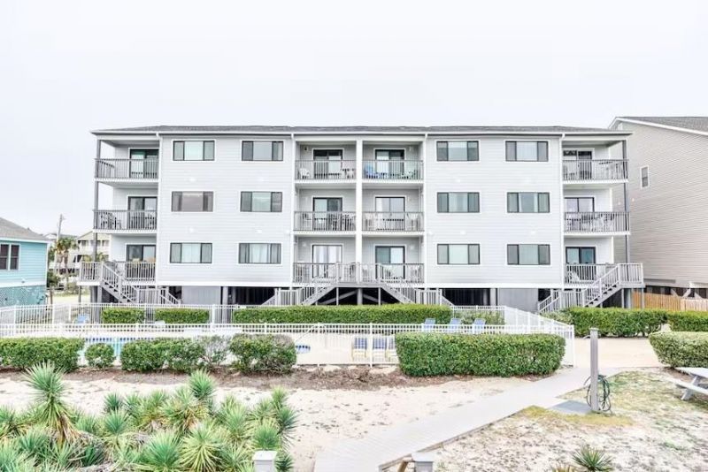 415 N Ocean Blvd.  Photo 23