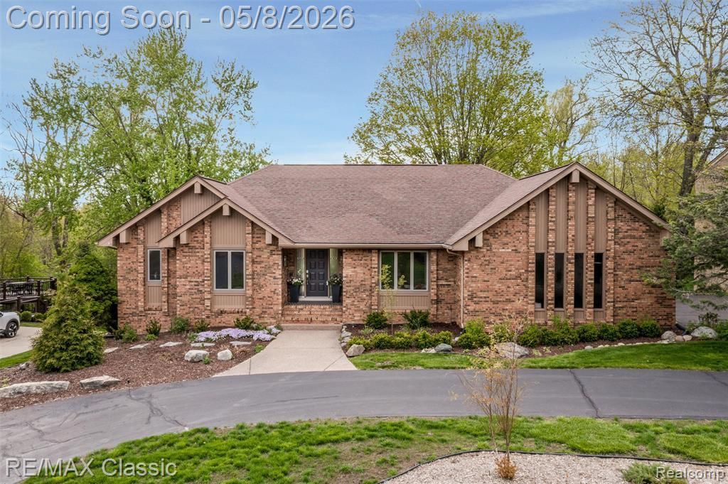 20419 Woodcreek Boulevard, Northville Township, MI 48167 Main Photo