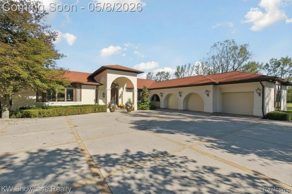 9109 N Territorial Road , Salem Township, MI 48170 Main Photo