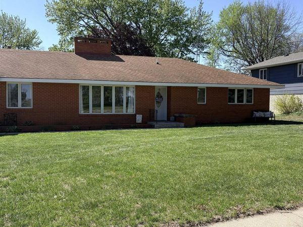 502 N FULTON ST, Newell, IA 50568