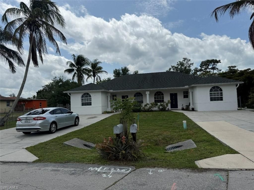 2500 Storter Ave, Naples, FL 34112 Photo