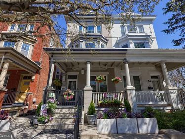 803 N DUKE STREET, LANCASTER, PA 17602