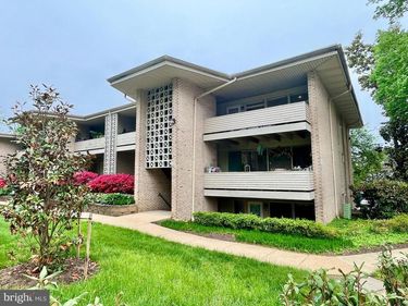 156 HAYCOCK ROAD, Unit A-6, FALLS CHURCH, VA 22046