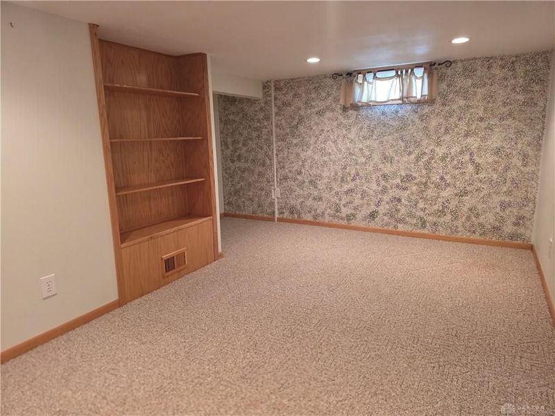 303 N Jay Street, West Milton, OH 45383 Photo 44
