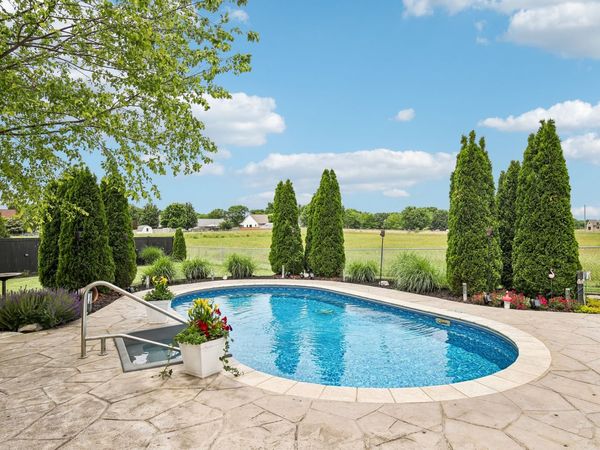 116 Emma Ct, Murfreesboro, TN 37128