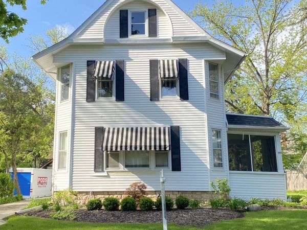 1111 Garfield Avenue , Unit B, Aurora, IL 60506