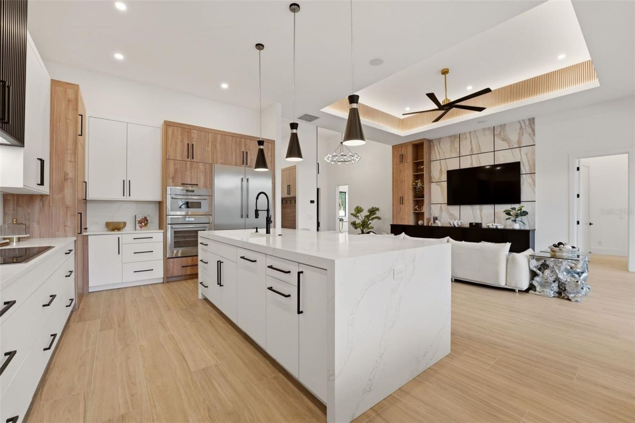 2727 Waldemere Street, Sarasota, FL 34239 Photo