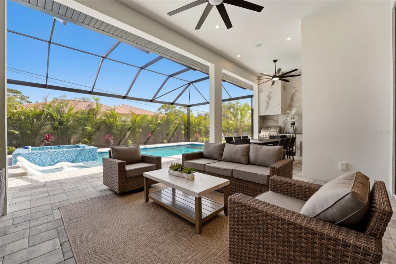 2727 Waldemere Street, Sarasota, FL 34239 Photo