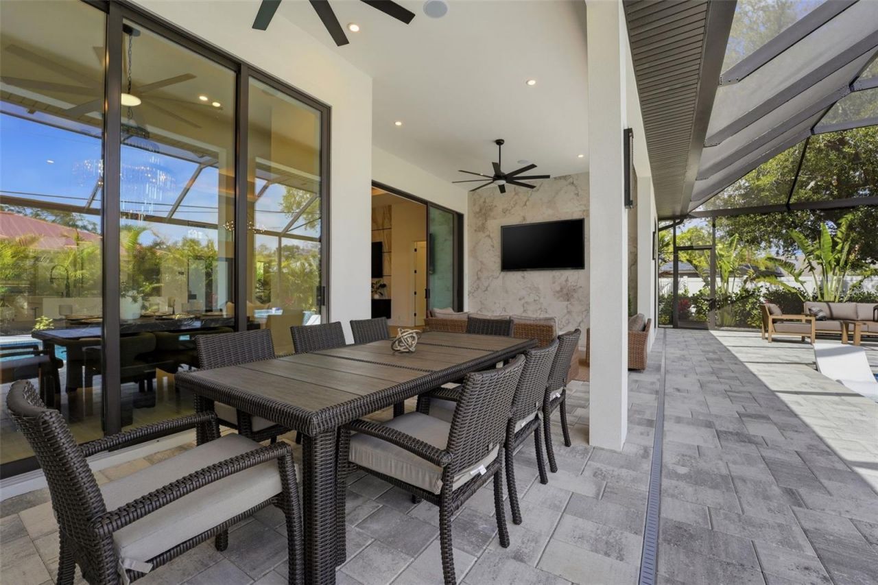 2727 Waldemere Street, Sarasota, FL 34239 Photo
