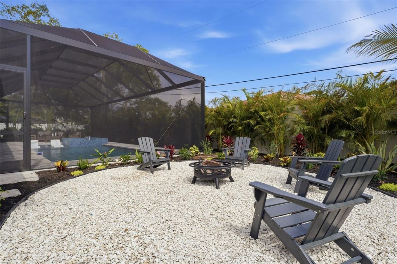2727 Waldemere Street, Sarasota, FL 34239 Photo