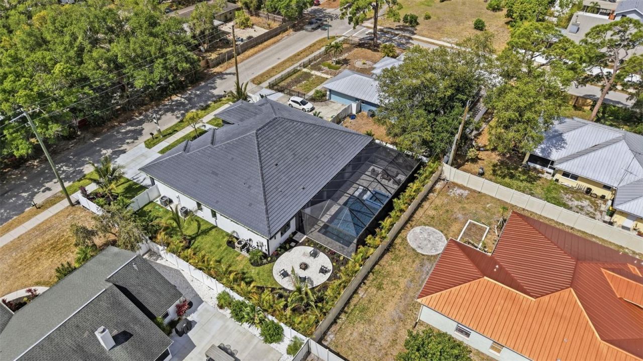 2727 Waldemere Street, Sarasota, FL 34239 Photo
