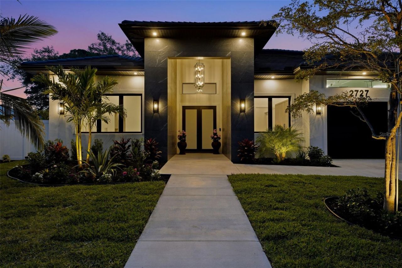 2727 Waldemere Street, Sarasota, FL 34239 Photo