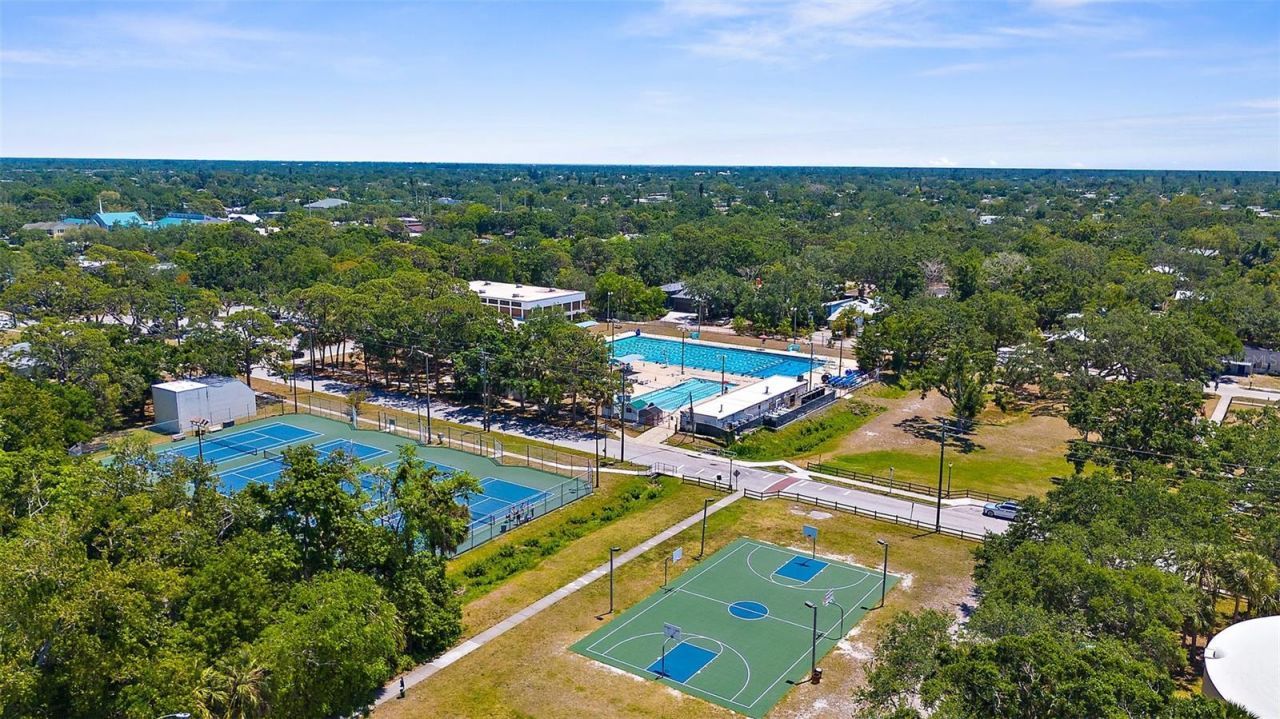 2727 Waldemere Street, Sarasota, FL 34239 Photo