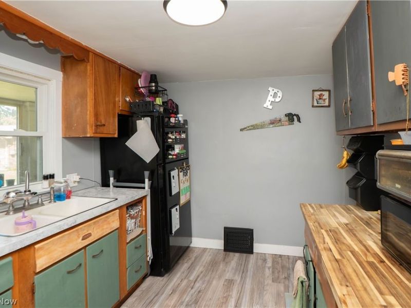 462 Fenton Avenue NE, Canton, OH 44704 Photo 10