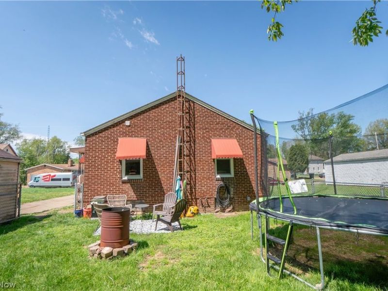 462 Fenton Avenue NE, Canton, OH 44704 Photo 19