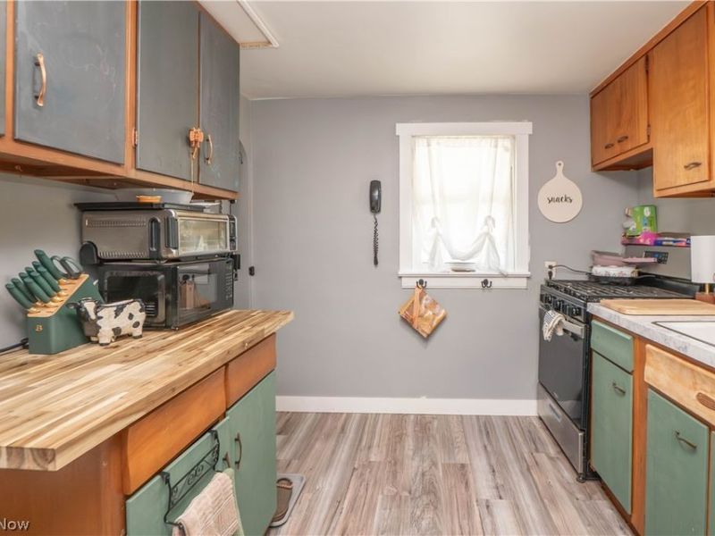 462 Fenton Avenue NE, Canton, OH 44704 Photo 7