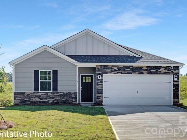 225 Superstar Street , Salisbury, NC 28147