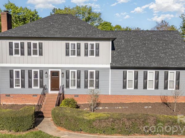 8823 Dartmoor Place, Mint Hill, NC 28227