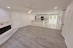 2952 Nantuckett Avenue photo 4